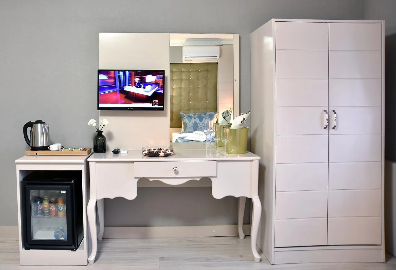 Pelican House Hotel Istanbul